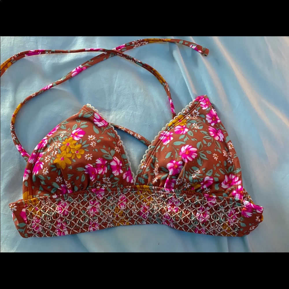 Bikini top